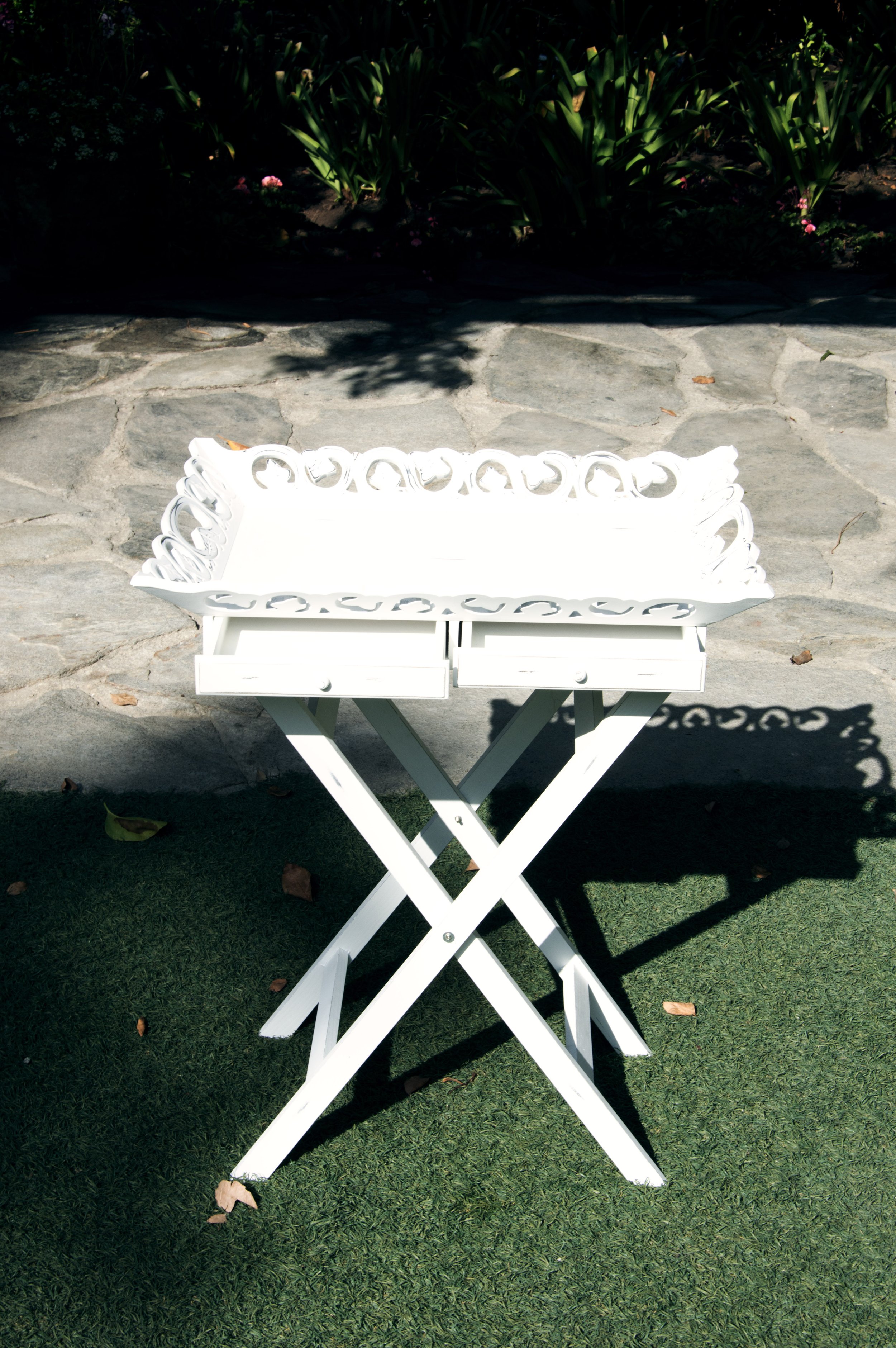 Off White Tray Table B.jpg