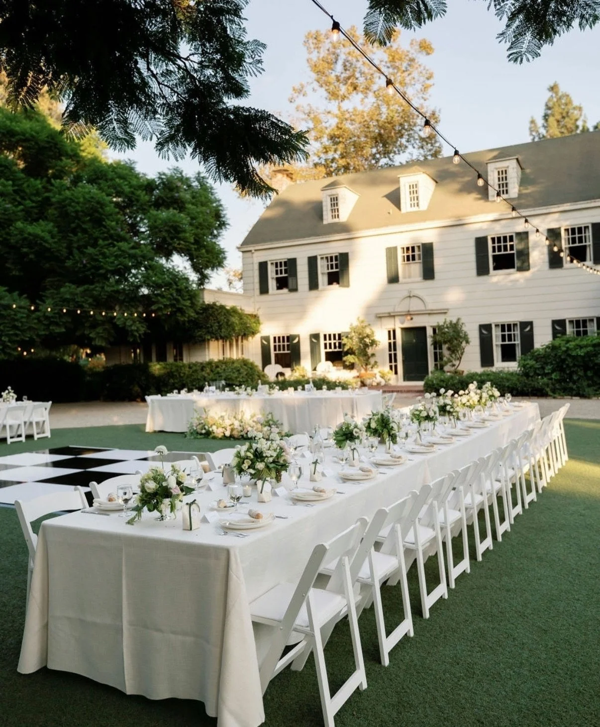 Set-Up & Breakdown Crew