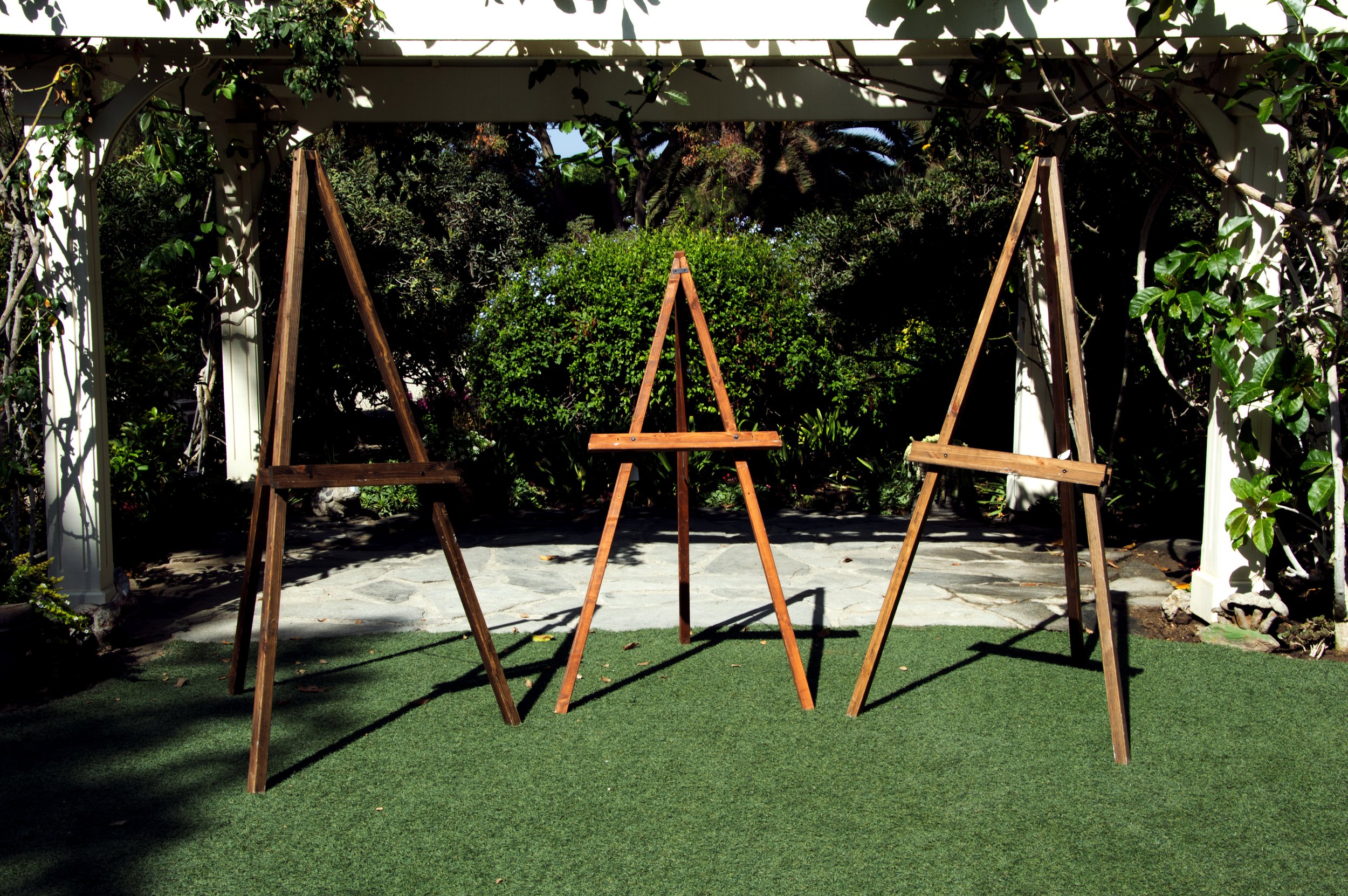 Brown Easels.jpg