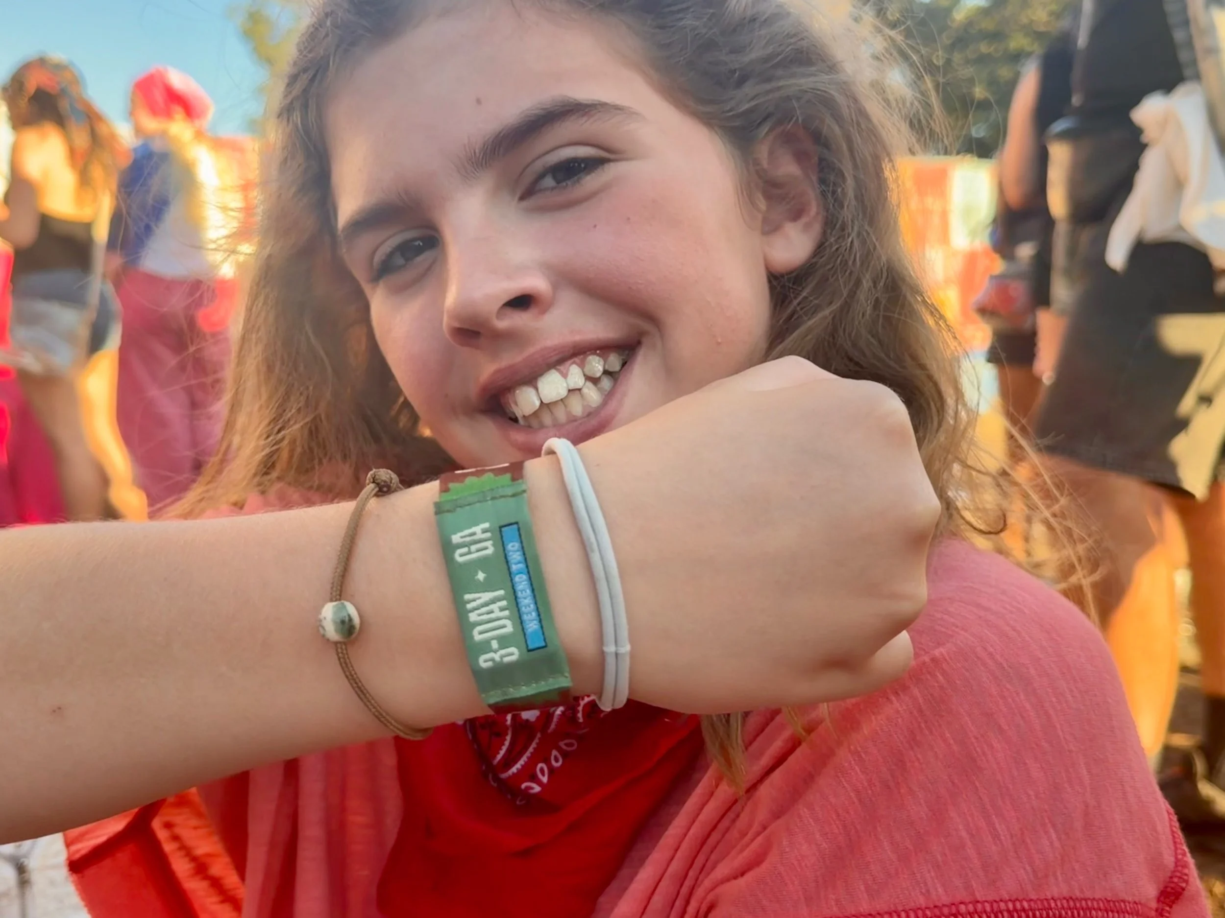 Connected Dots at ACL Festival in Austin, Texas. Connecting with thousands of music fans in dusty Zilker Park, listening to live music and enjoying the uplifting crowd. Lola Young&rsquo;s message is so good! &ldquo; I love you, be kind to yourselves,