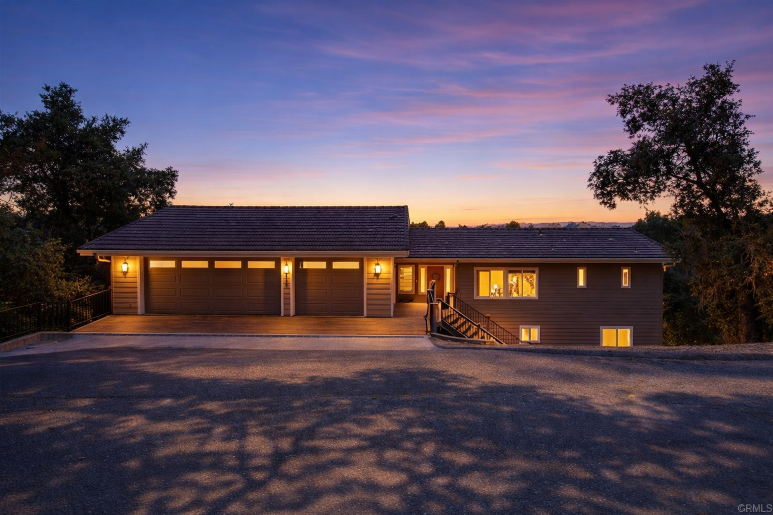 Banner photo for squarespace (5).png