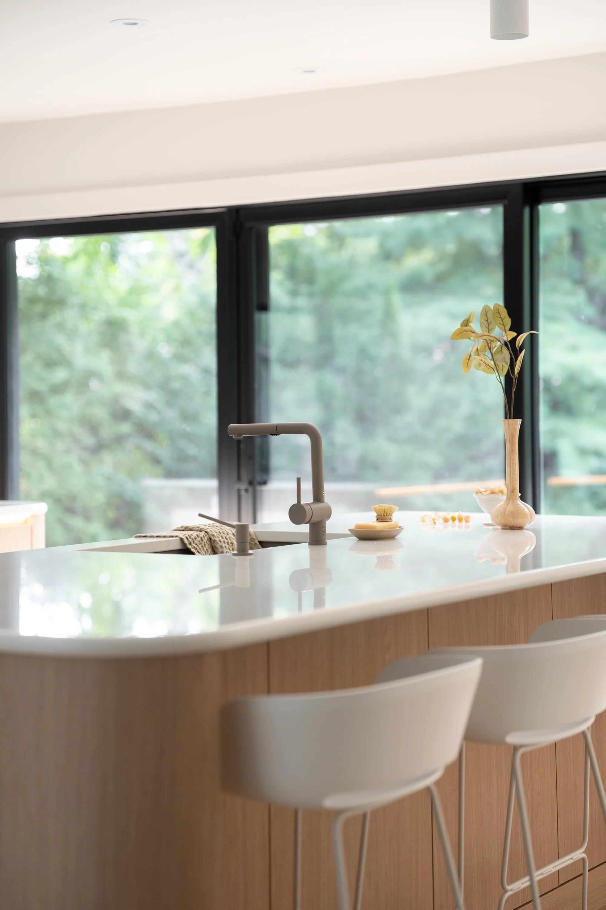 Residence-Boisée_WEB-3000x2000_Cuisines-Rosemère-08.jpg