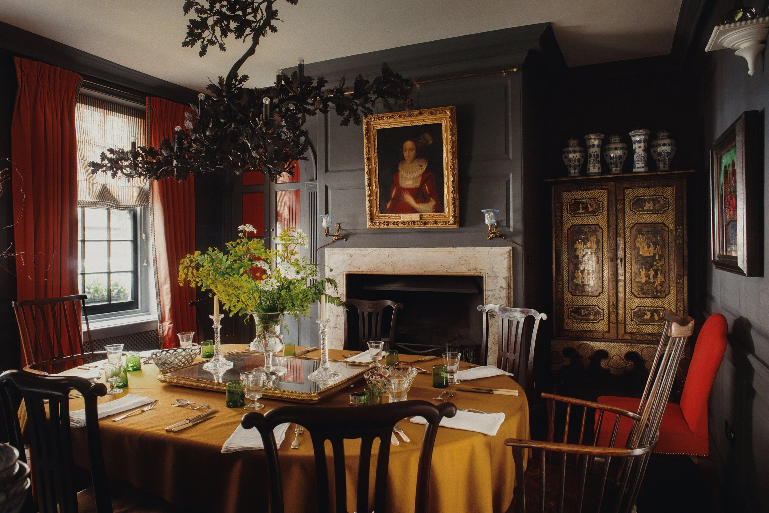 01_colour_v2_00000000.jpg