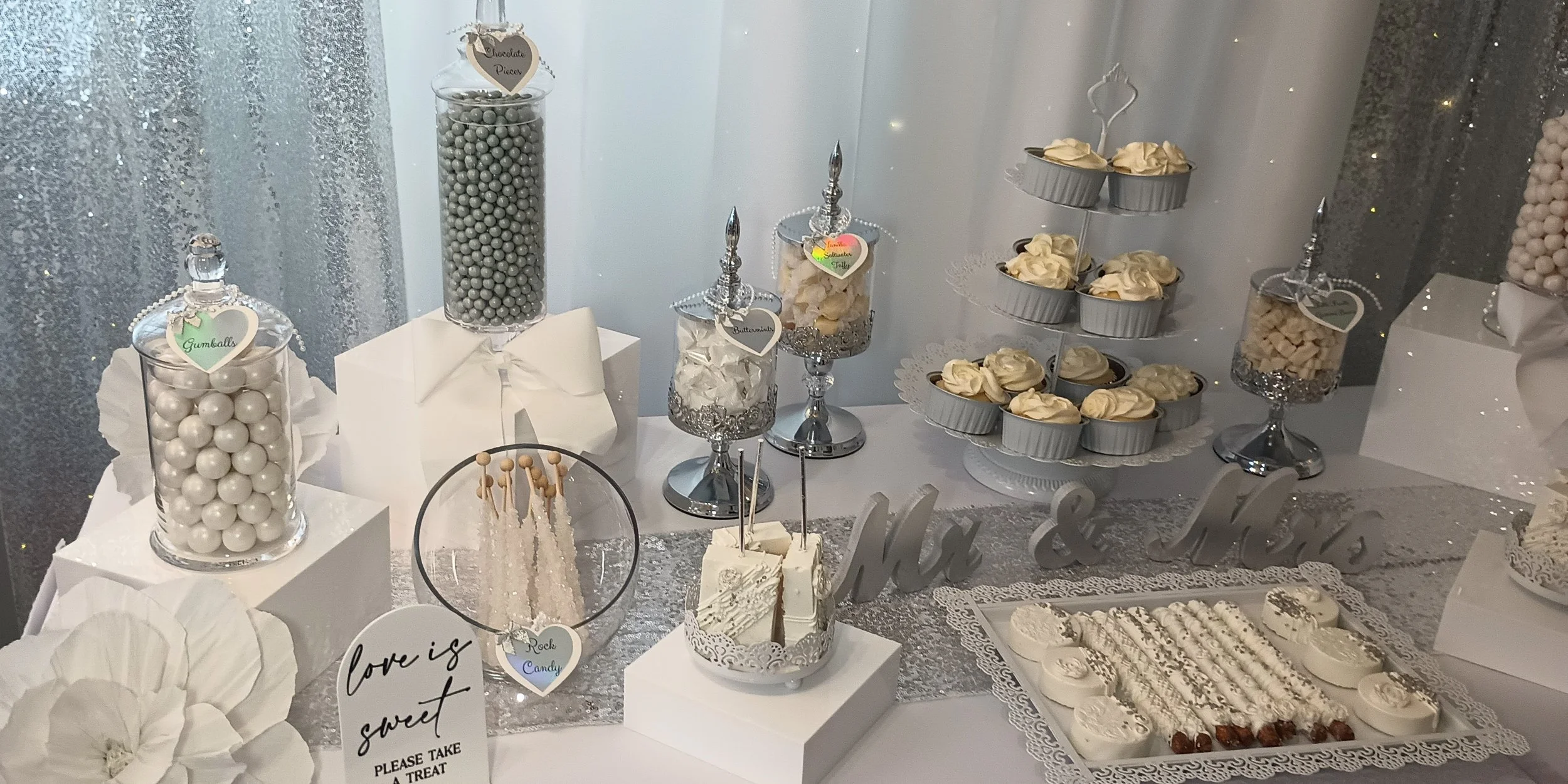 Candy Buffet Tables | The Crystal Candy Dish