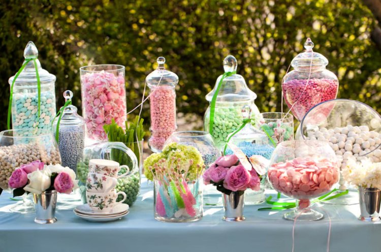 Seasonal Candy Buffet Inspirations