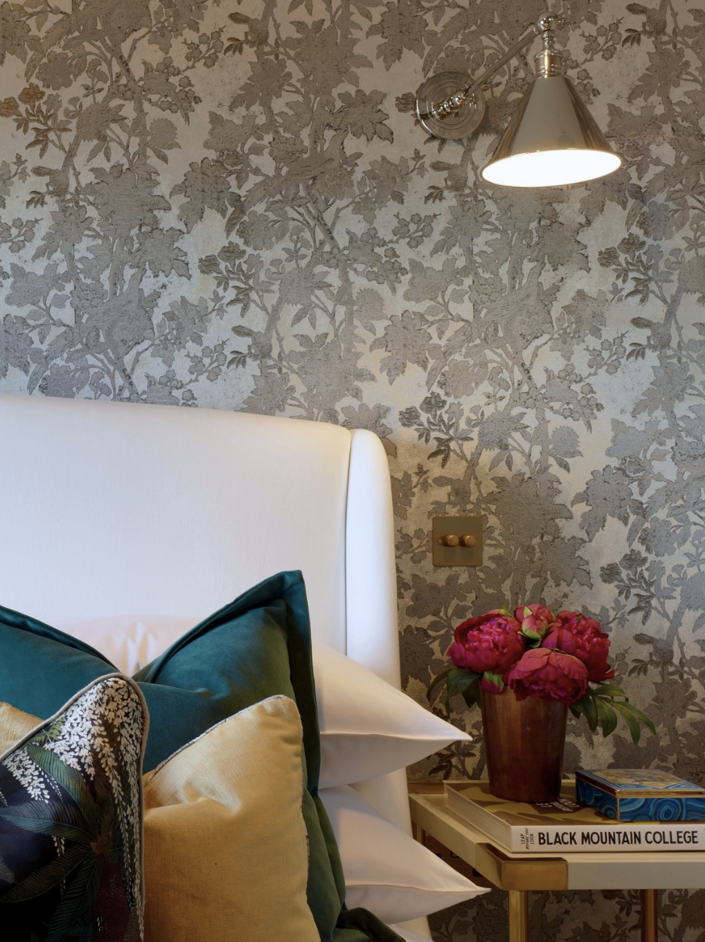 Studio-L-London-Silk-Road-Rubelli-Bedroom-Wallpaper.png