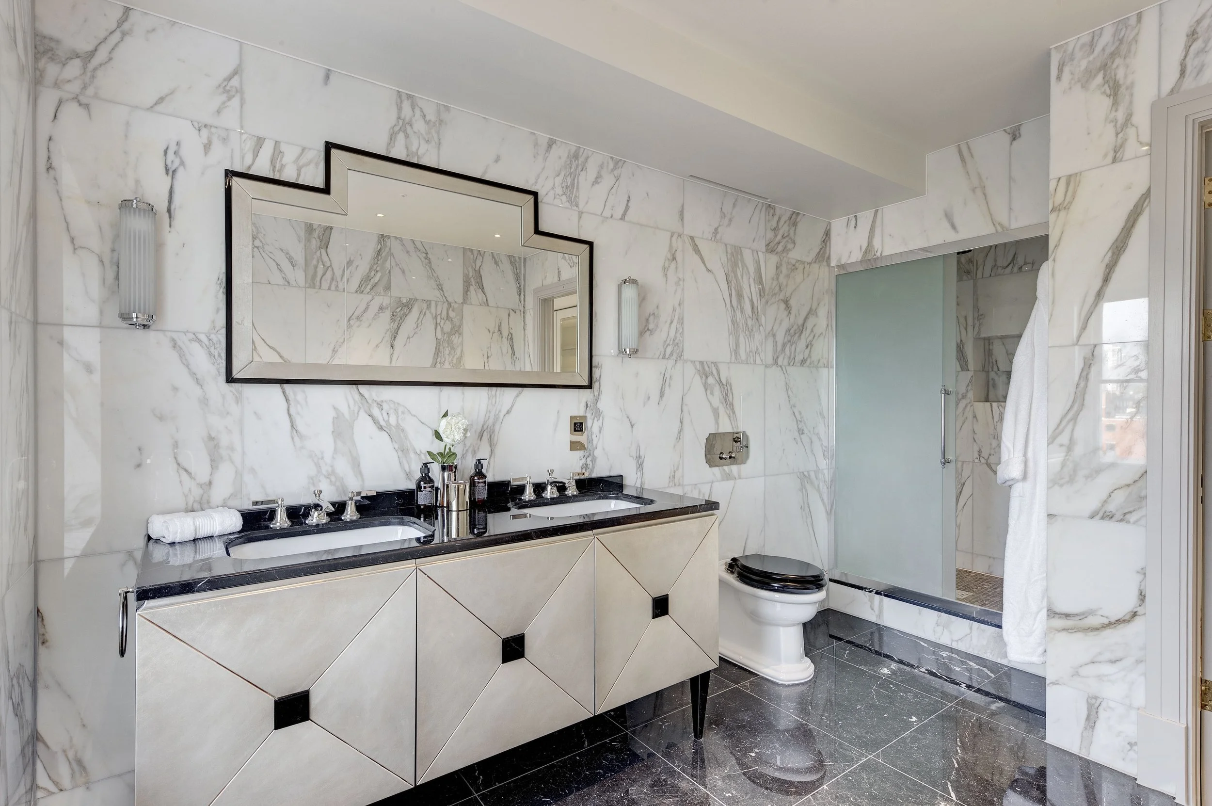 Studio-L-London-Silk-Road-Primary-Bath-Notting-Hill.jpg