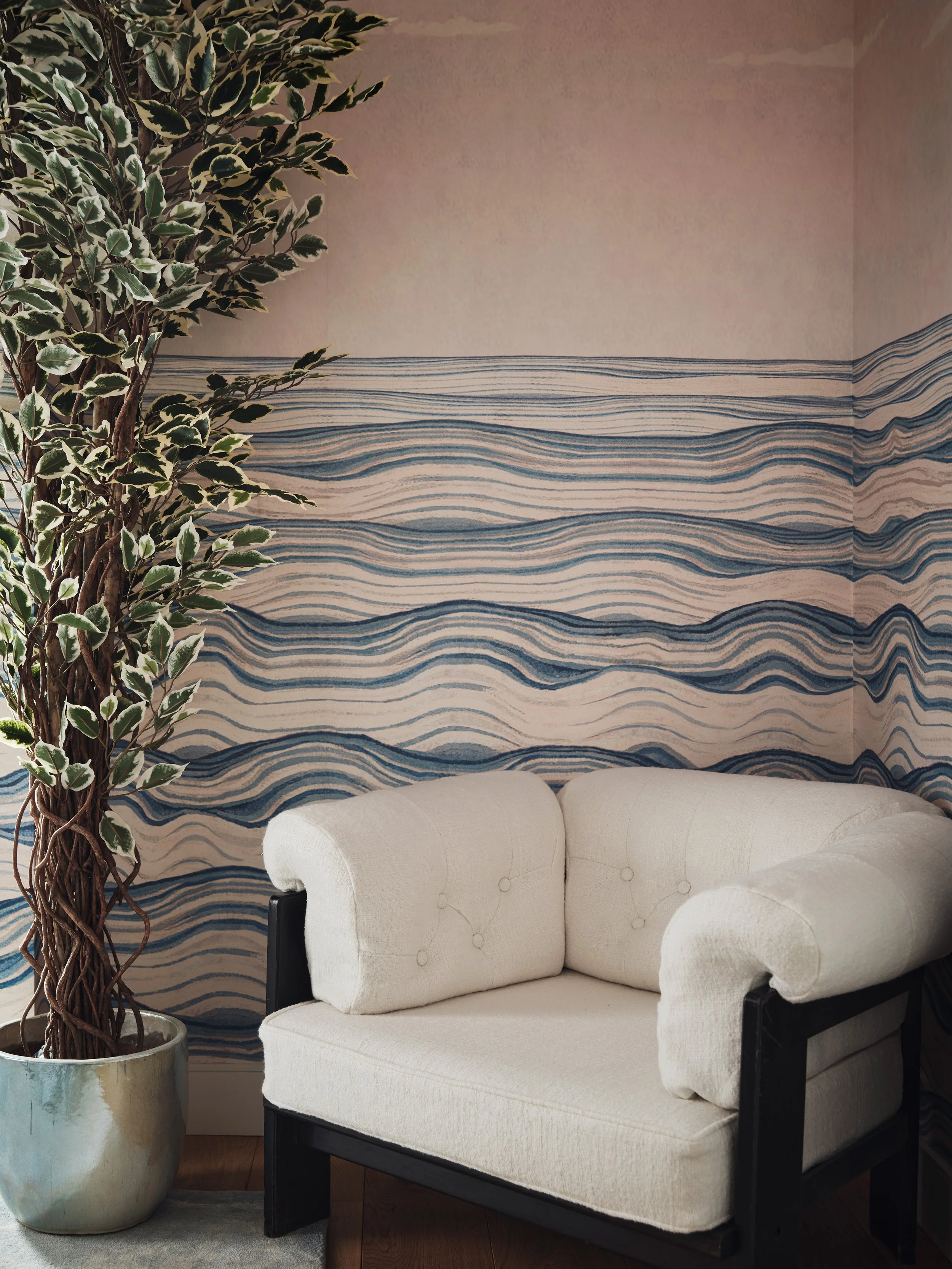 studio-l-london-thats-amoire-jennifer-shorto-wallpaper-tobia-scarpa-chair-westminster.jpg