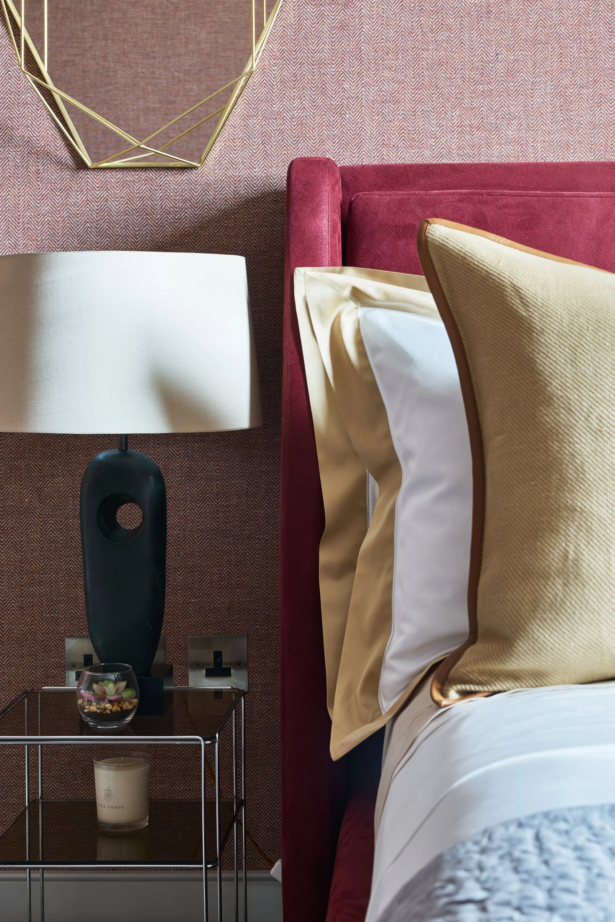 Studio-L-London-Tribal-Influences-Bedroom-Vaughan-Designs.jpg