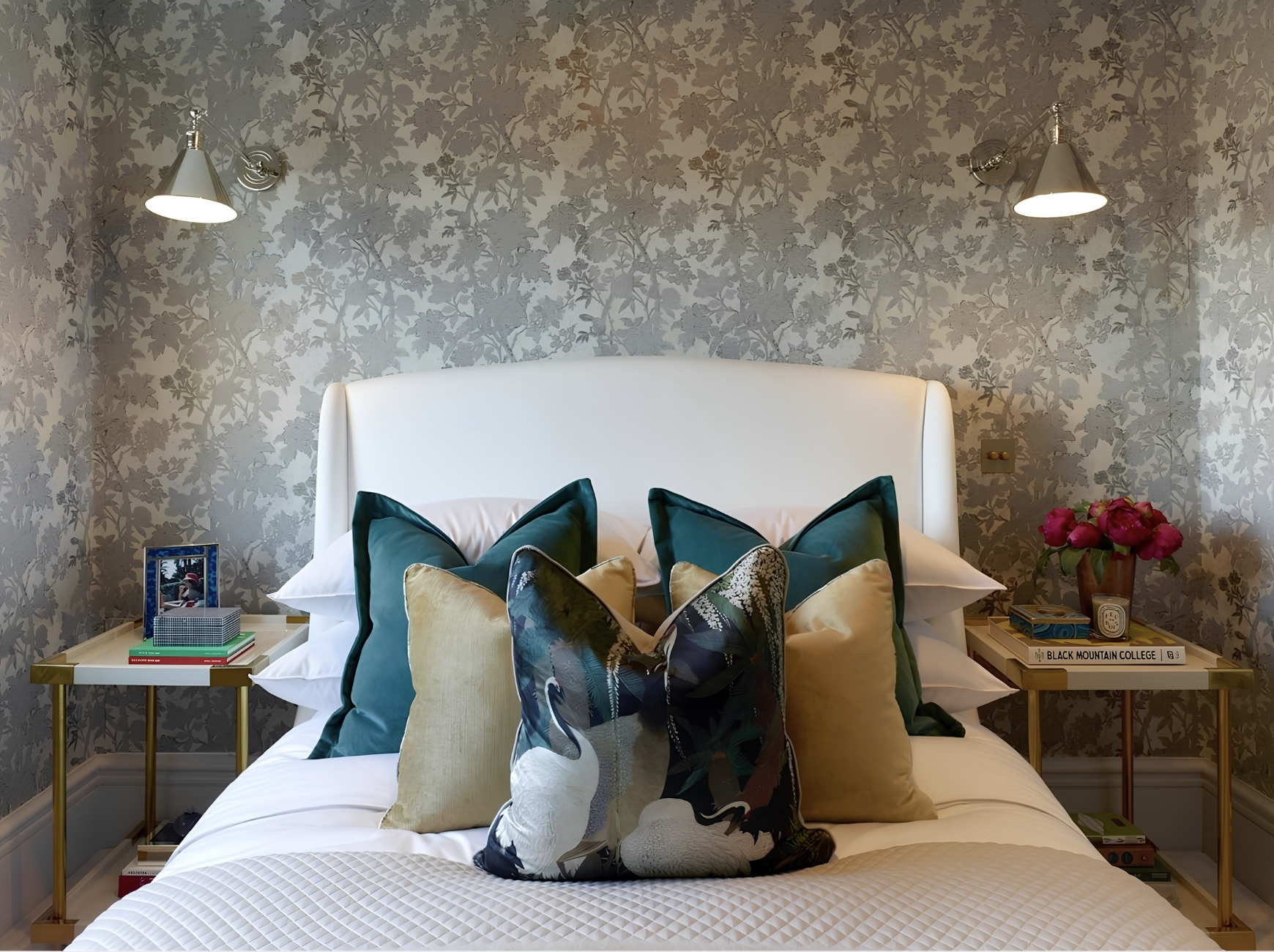 Studio-L-London-Silk-Road-Rubelli-Bedroom.png