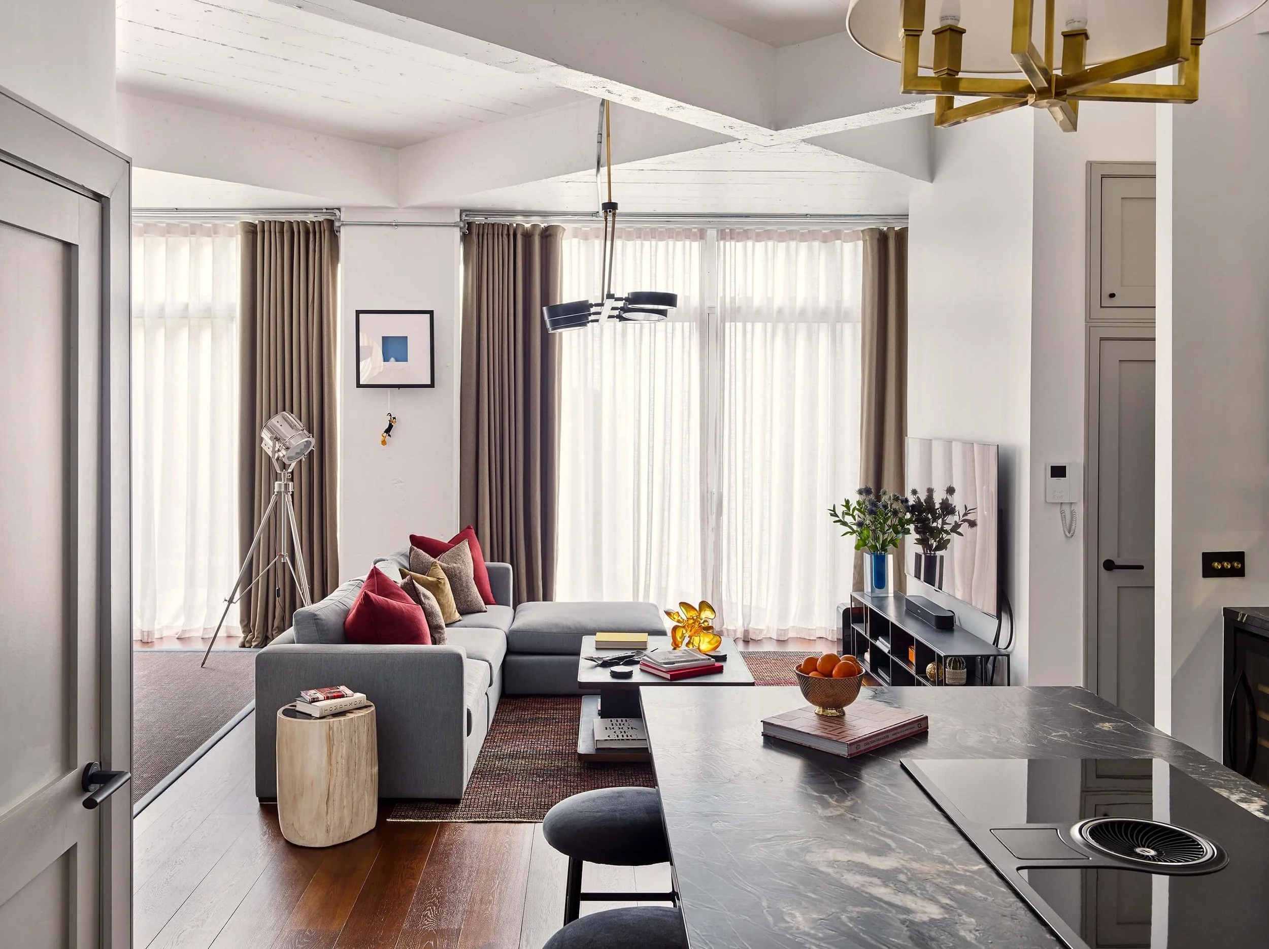 studio-l-london-lofty-ambitions-grey-sofa-marble-island-open-plan.jpg