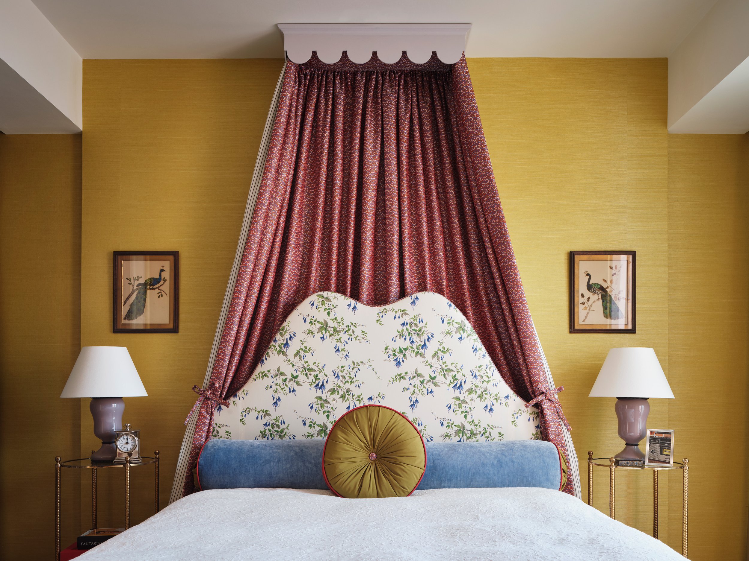 Studio-L-London-so-fresh-so-clean-rubelli-bed-canopy-st-james.jpg