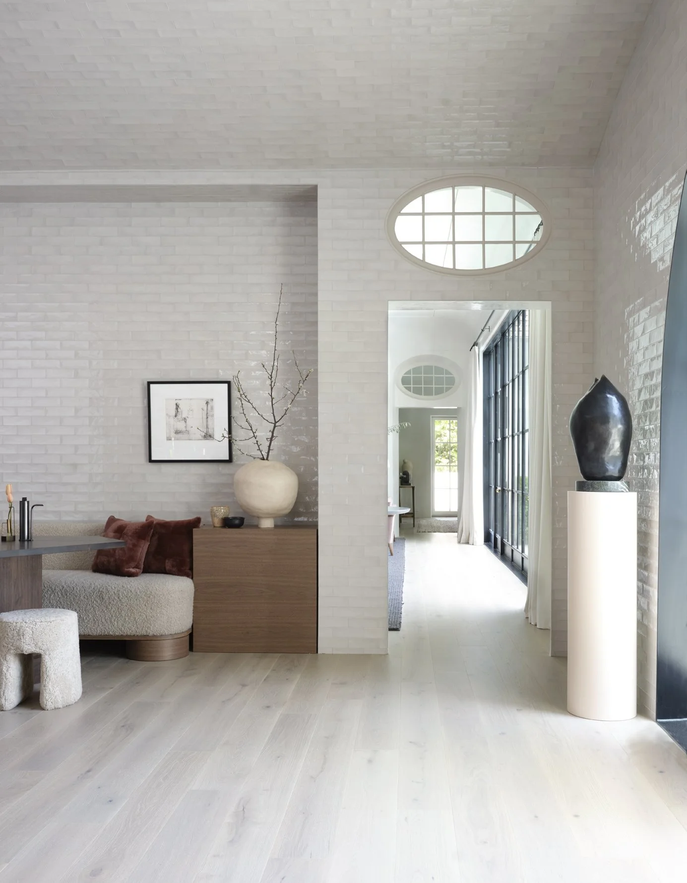 Mali-Azima-Karpaty SE Showhouse 20214269.jpg