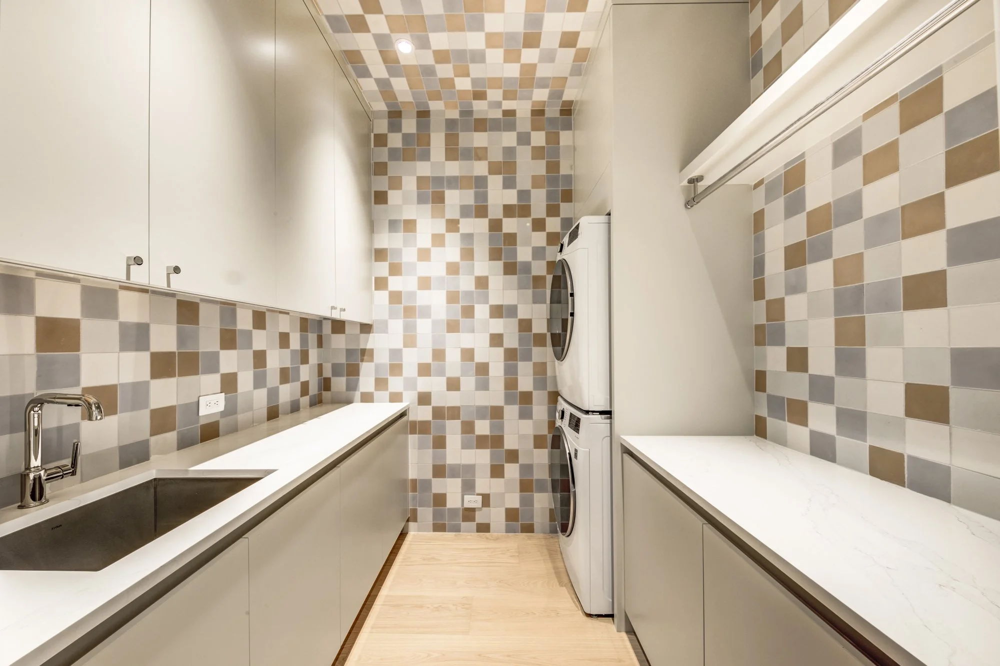 44 Putnam Dr 192.jpg