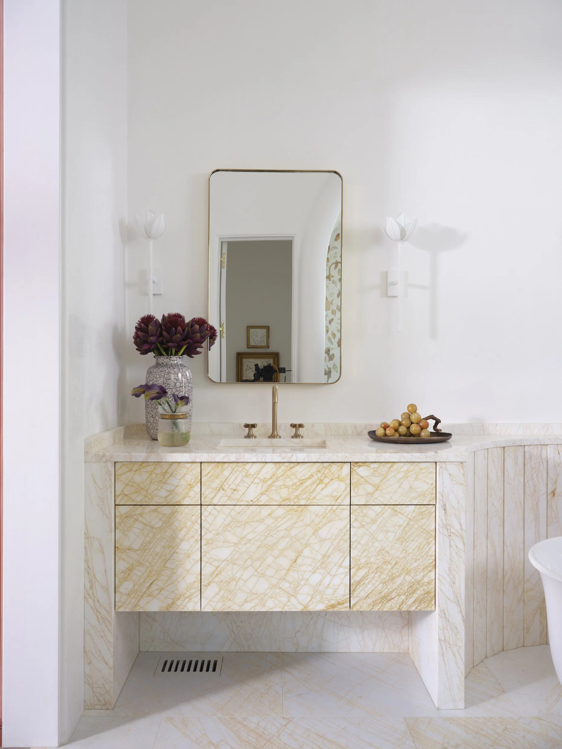 Mali Azima - Source Brizo SE Showhouse 20234149.jpg