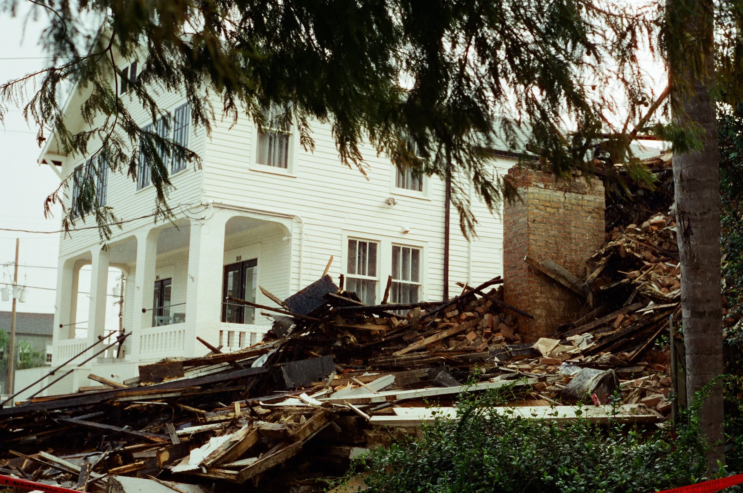 Garden District New Orleans by Ben Nelson