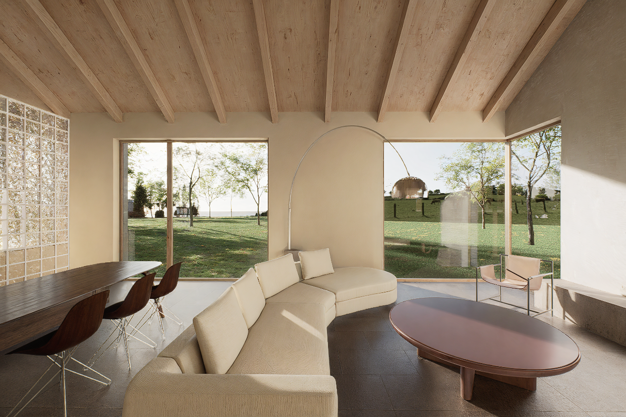Salon moderne avec grand fenêtres donnant sur un jardin avec des arbres, canapé beige, table basse ovale en bois foncé, chaise en métal et tissu beige, plafond en bois avec poutres.