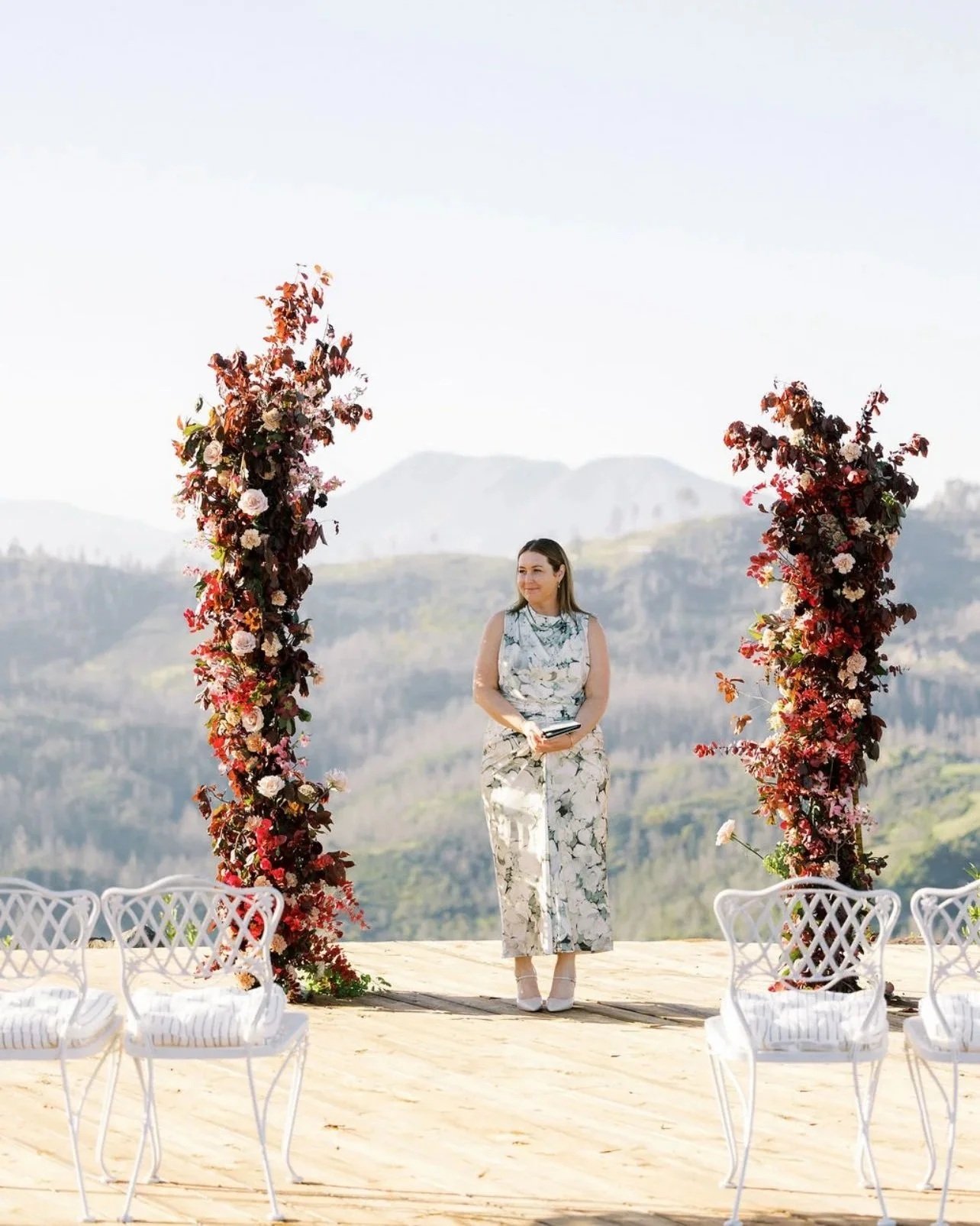 Modern, non-religious wedding officiant specialising in San Francisco City Hall and Bay Area weddings.