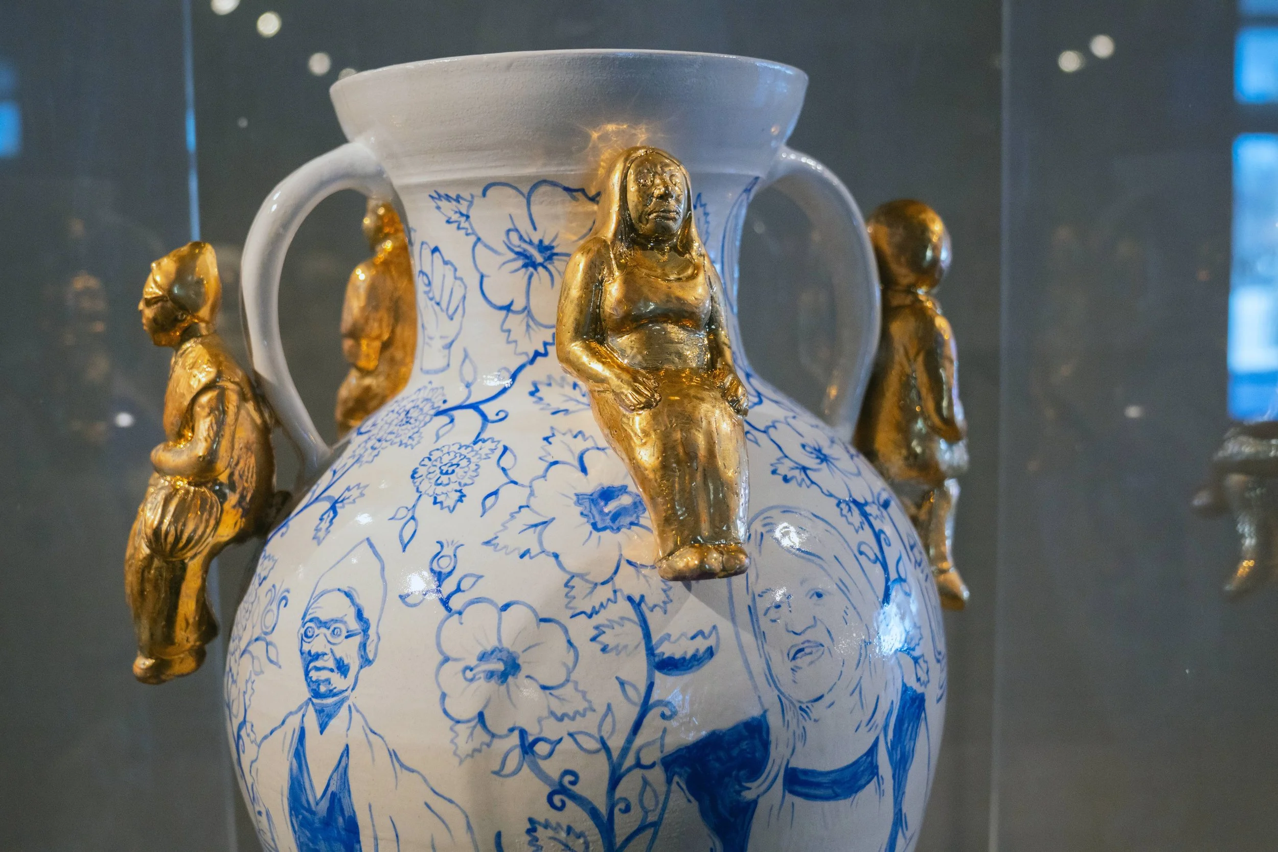 The roses that grew from a crack in the cement