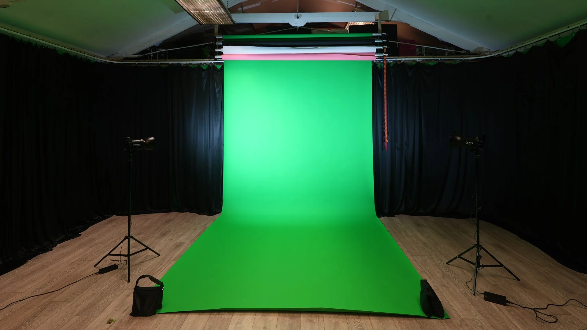 greenscreen3.jpg