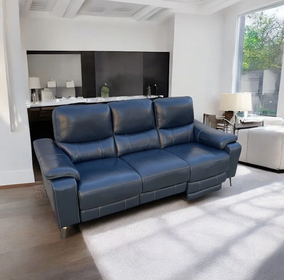 Real Leather Electric Reclining Sofa – Premium Quality, Excellent Condition!