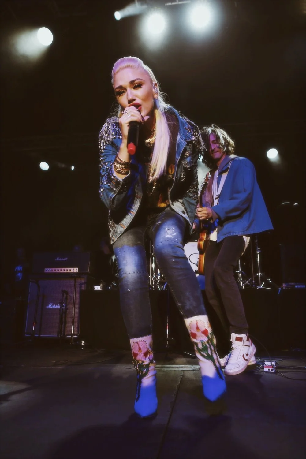 Gwen Stefani Malibu #1.JPG