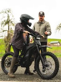 Dirt E-Bike Tours