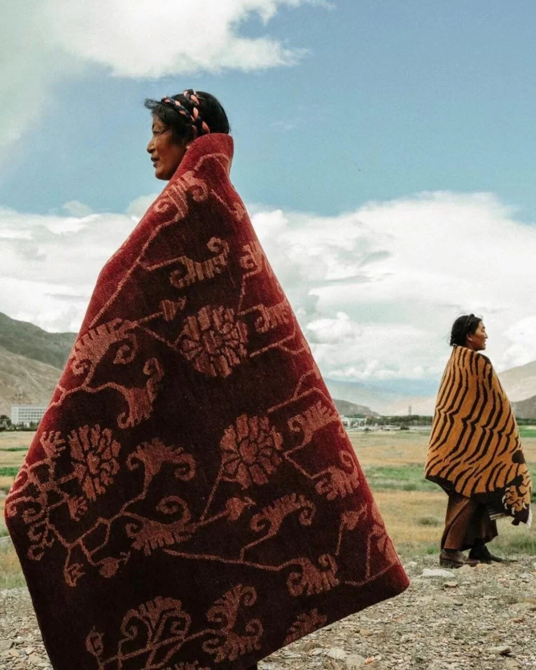 Tibetan carpet weaving is a traditional handicraft of the Qinghai-Tibet Plateau, originating more than 1,000 years ago from highland herders.  Weavers use the distinctive Tibetan knot technique, looping yarn around a metal rod before cutting it to cr