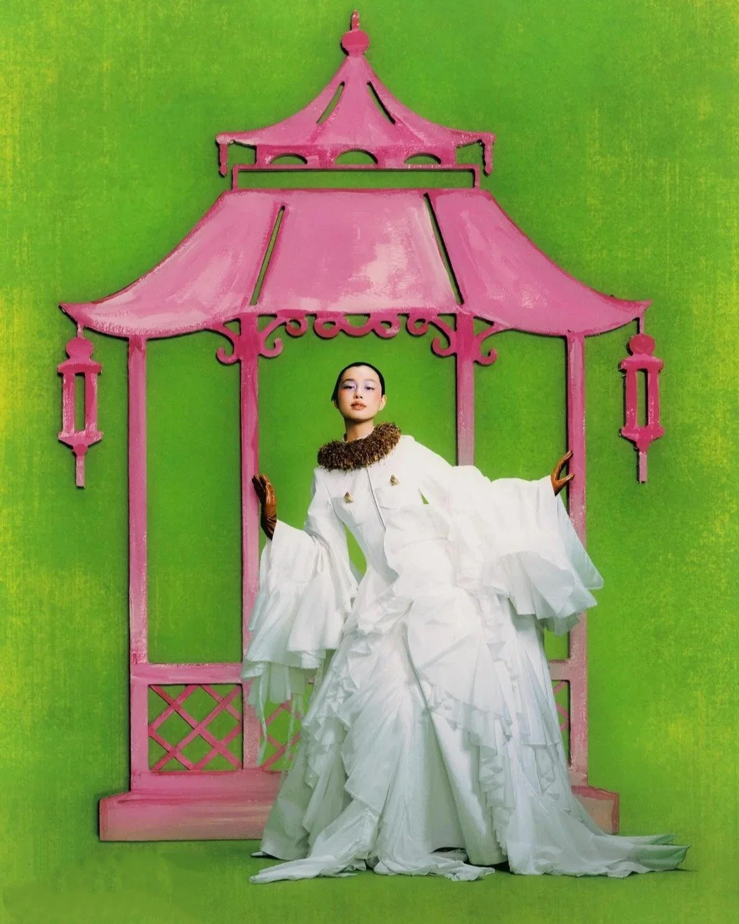 Big Friday Mood 🌀 @chen_estelle in Dreaming East for @superellechina 

Photographer @reihuannn
Editor &amp; Stylist @oliverhuuu
Make up @beata_dx
Hair @_keweitao
Set Design @youngz_yz

#chinamoderne #newchina