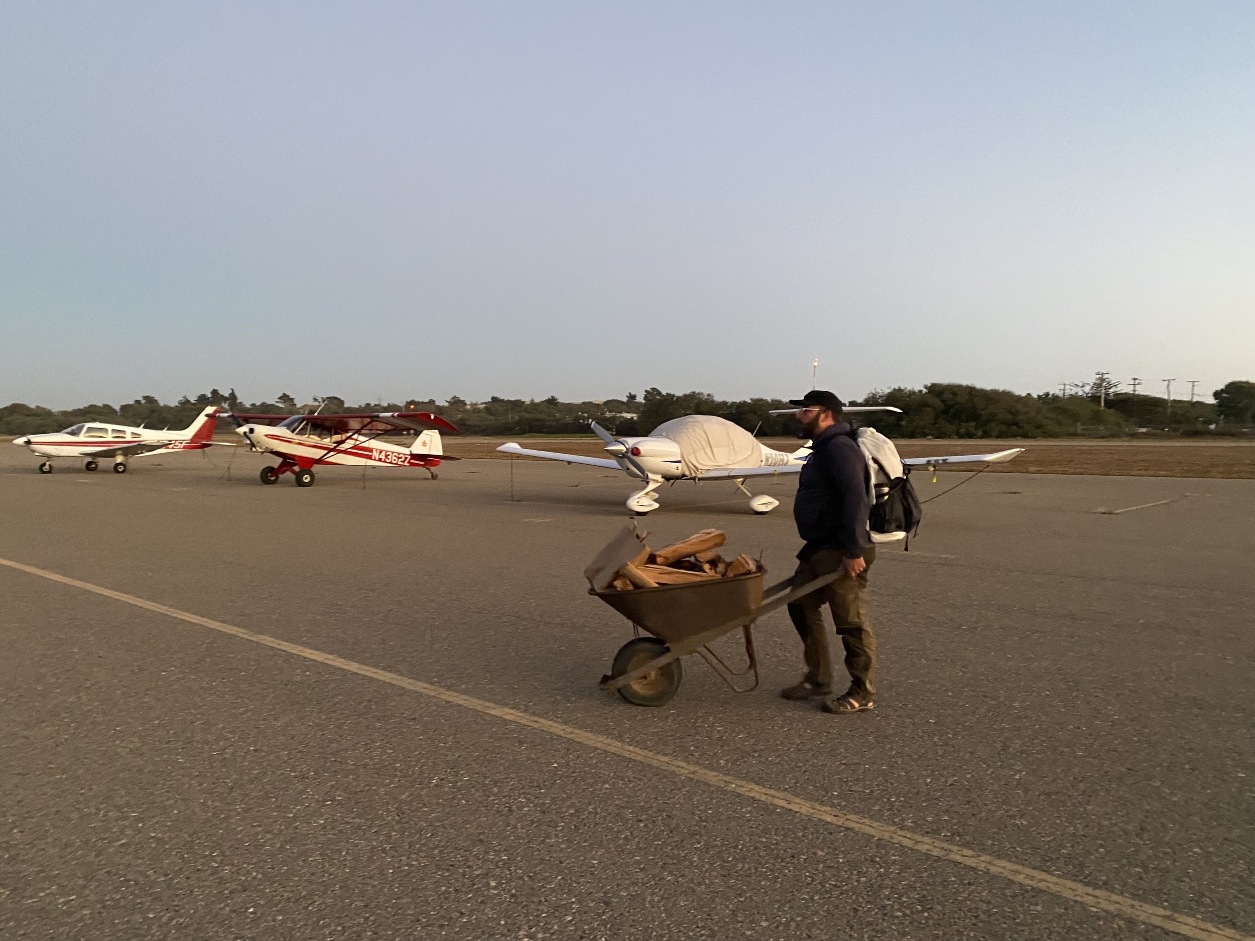 Flying from Hayward to Florence, OR for a camping trip, July 2022