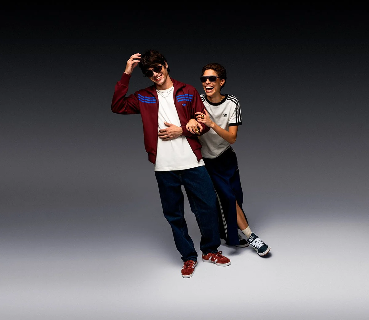 ADI_25_EYEWEAR_MARCOLIN_ORIGINALS_SUN_COUPLE_OR0133_OR0134_FULLBODY.jpg
