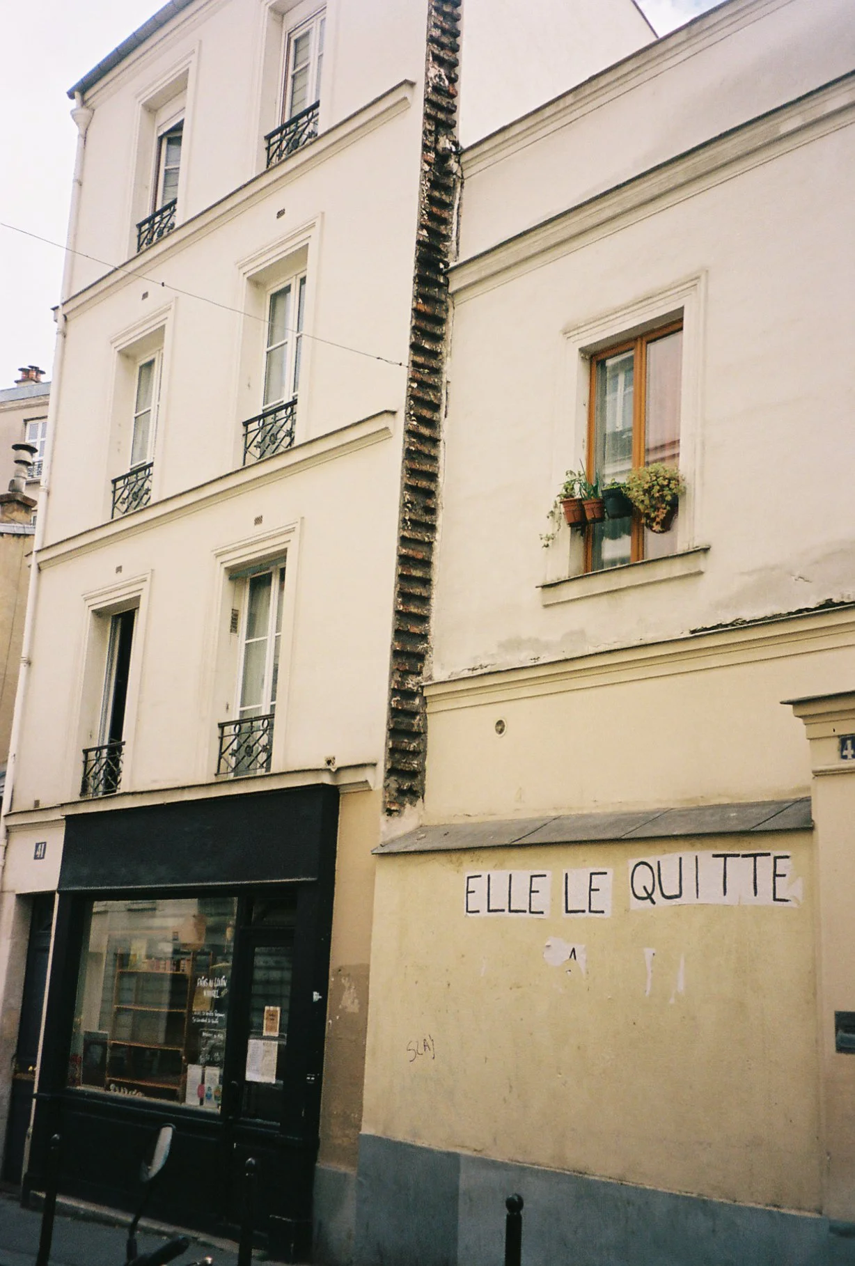 paris street.jpg