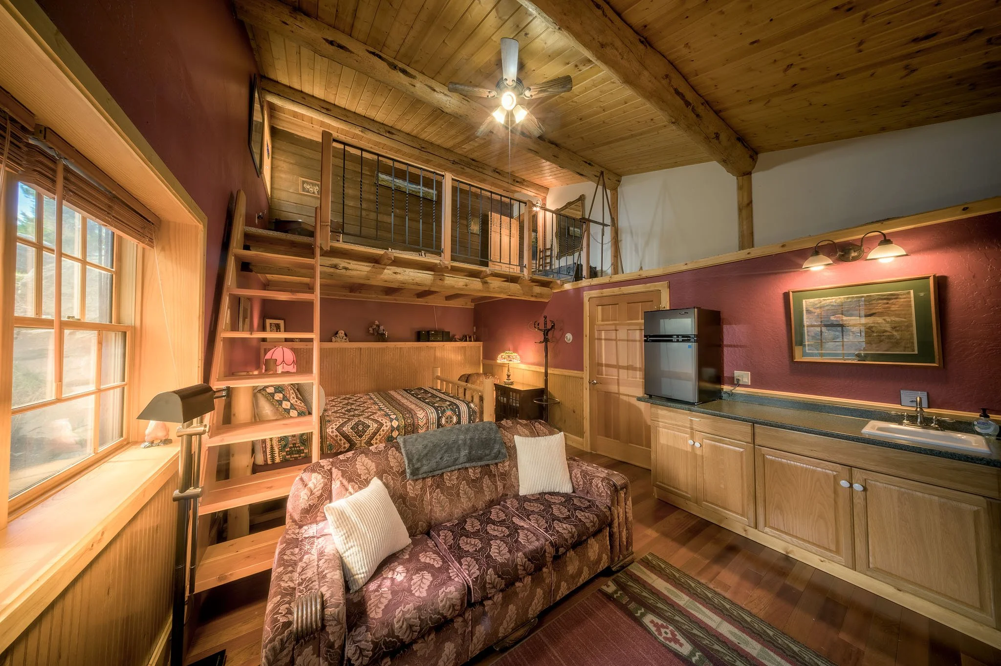Katie-Cabin-22.jpg