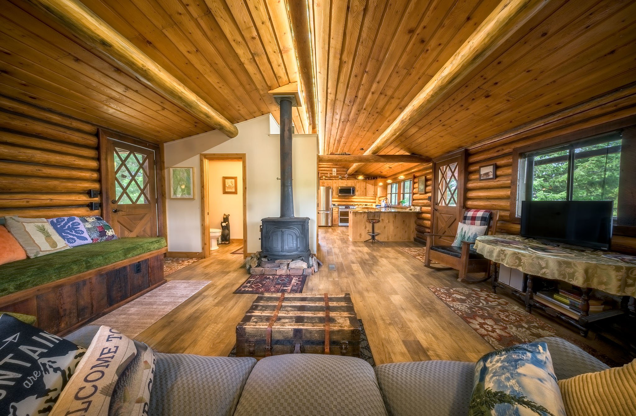Katie-Cabin-18.jpg