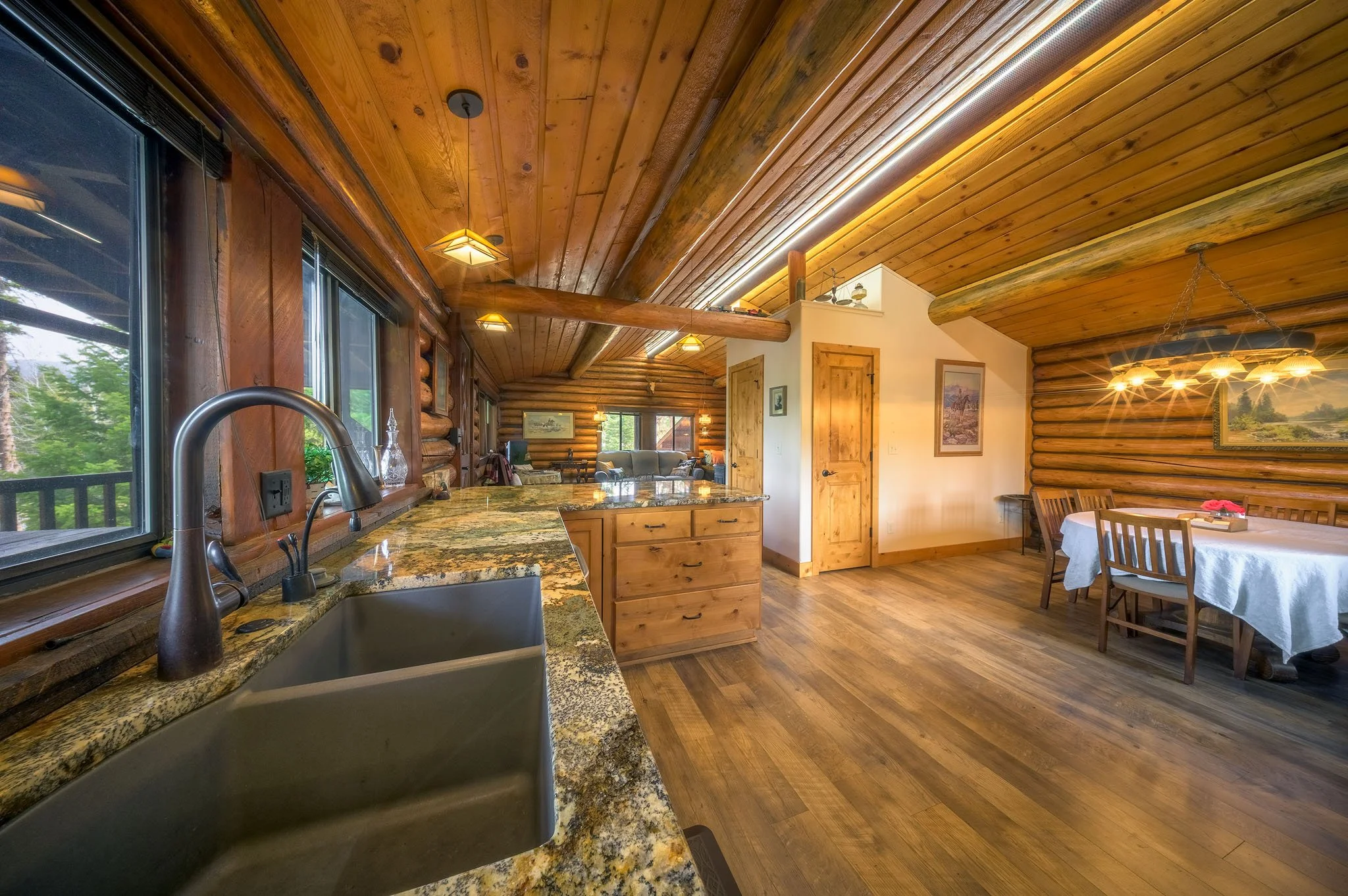 Katie-Cabin-17.jpg