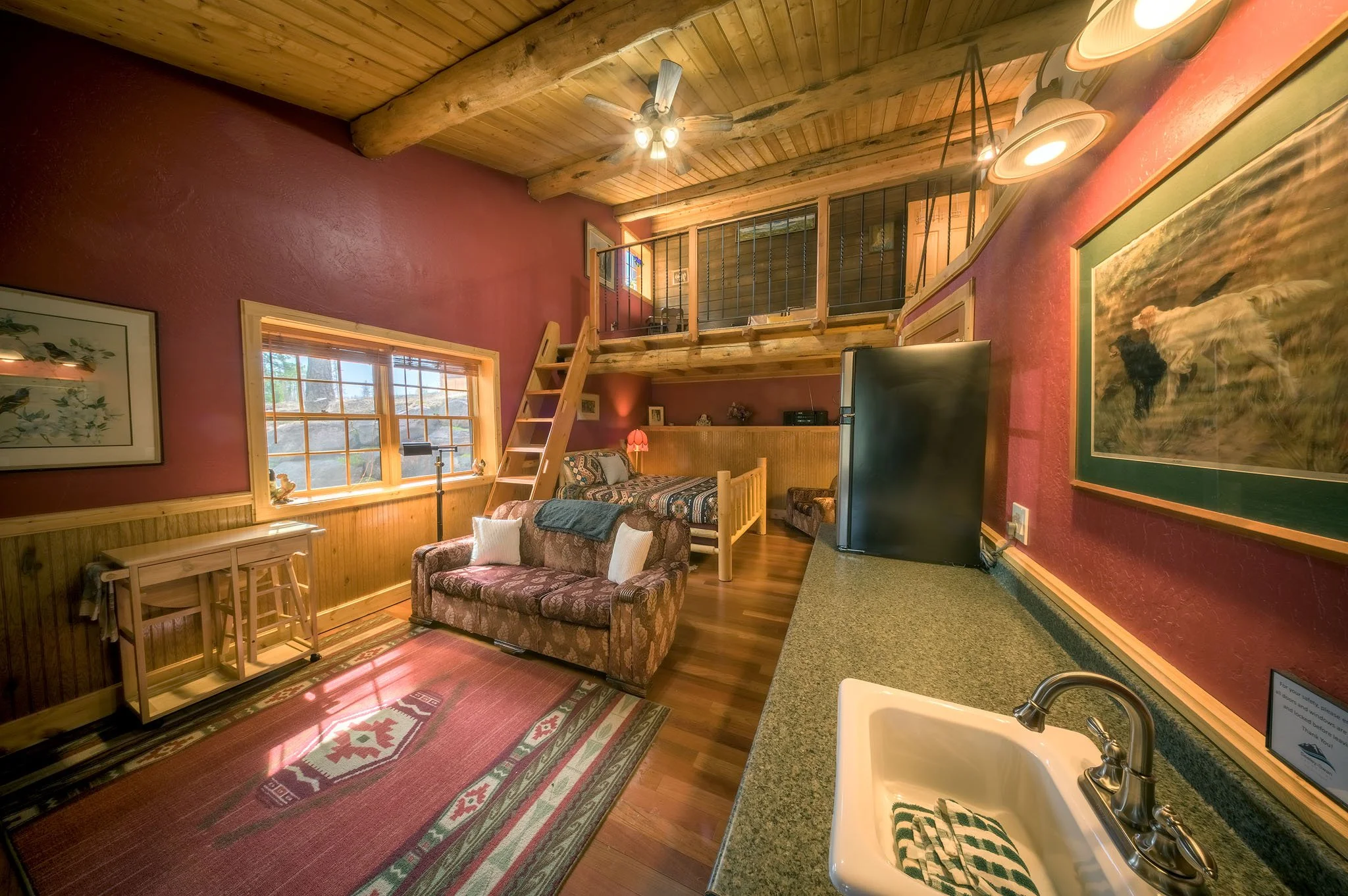 Katie-Cabin-23.jpg