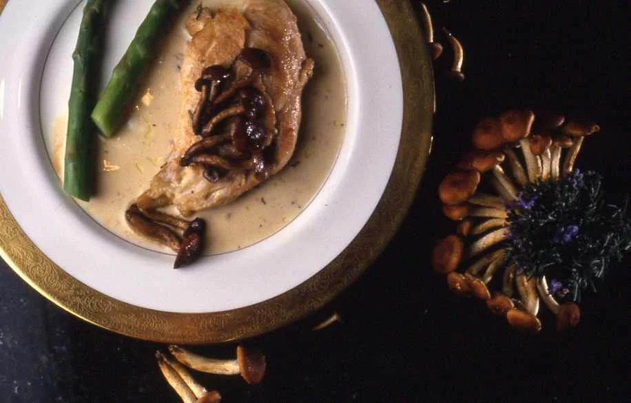 Chicken Breast with Velvet Pioppini and Tarragon