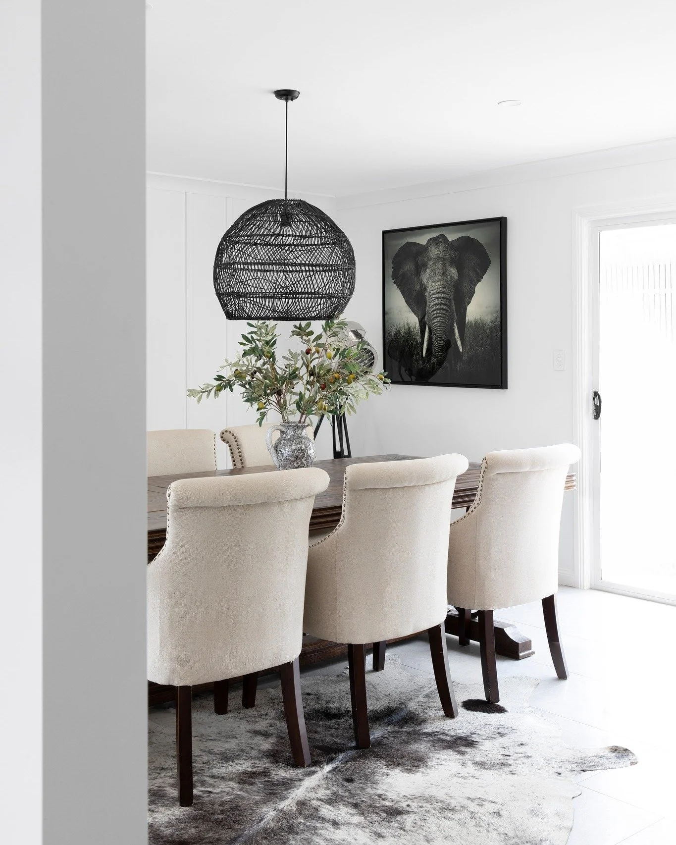 Not just kitchens. Not just bathrooms. We're talking full home renovations from start to finish. Our trades work together like a dream team. Cabinet makers, plumbers, sparkies, tilers, painters and installers all moving like a well-oiled machine to b