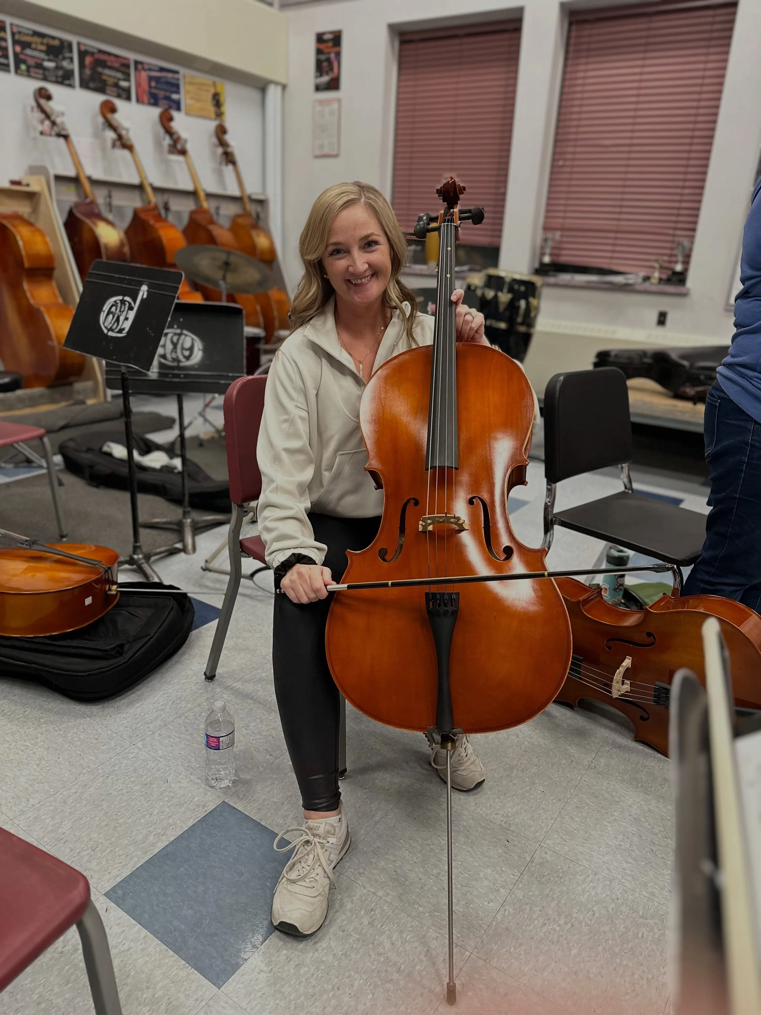 A little reminder that everyone starts somewhere 💓🎻

I&rsquo;ve recently decided to try something completely new&hellip;cello! It&rsquo;s an instrument I&rsquo;ve always wanted to learn, and I secretly started lessons hoping I could eventually join
