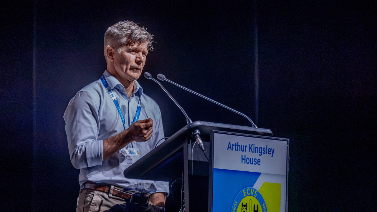 Dr Arthur House presenting at the European College of Veterinary Surgeons (ECVS) Annual Scientific Meeting.