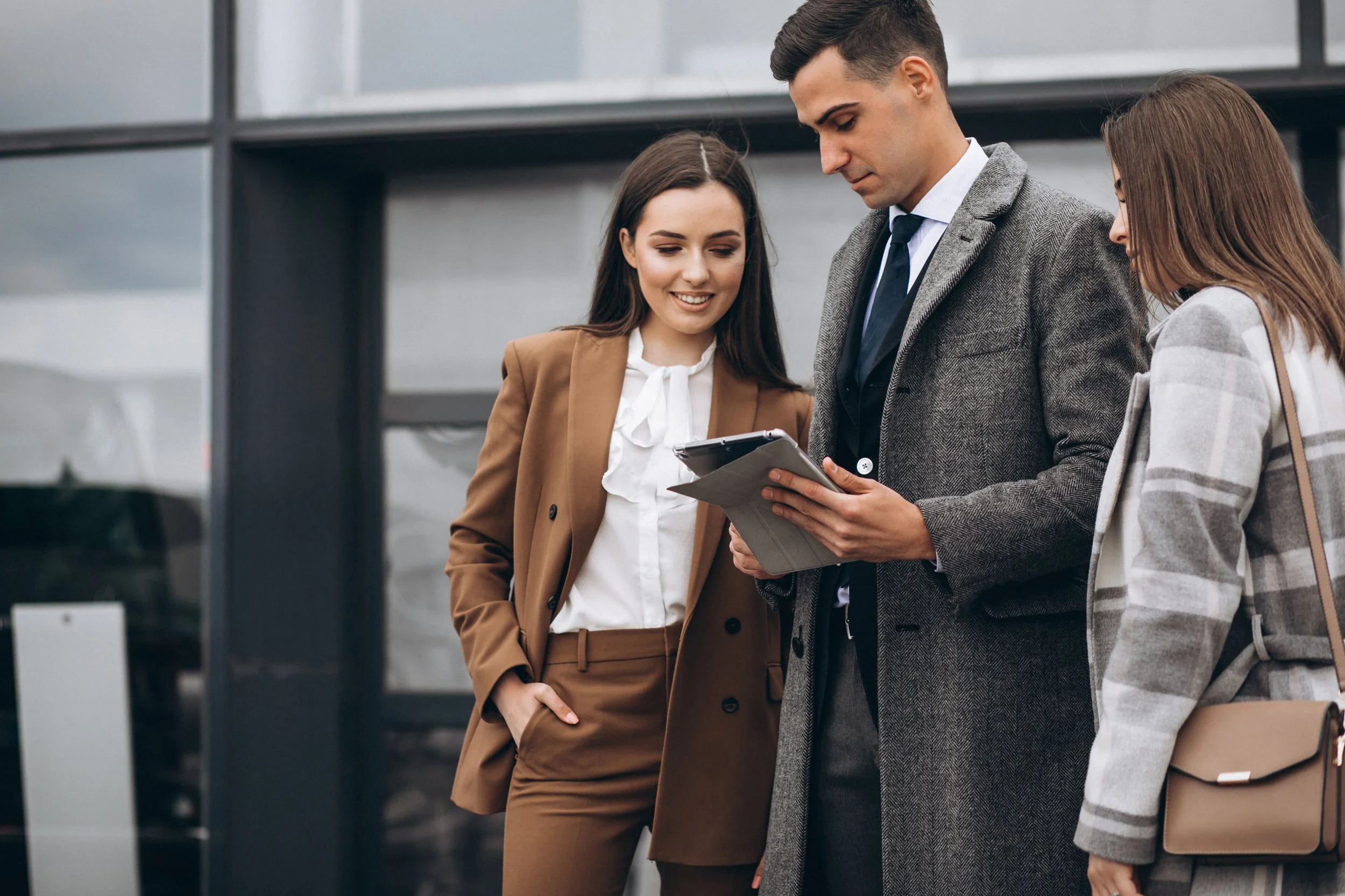 Is it Worth Paying for a Resume Writer