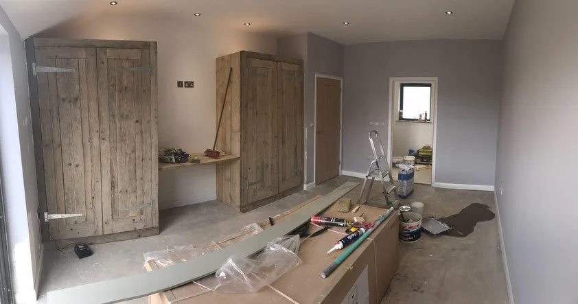 Throwback to these bespoke wardrobes-MDF construction, finished with reclaimed scaffold boards for a rustic barn-style look.
Made to measure. Built to last.