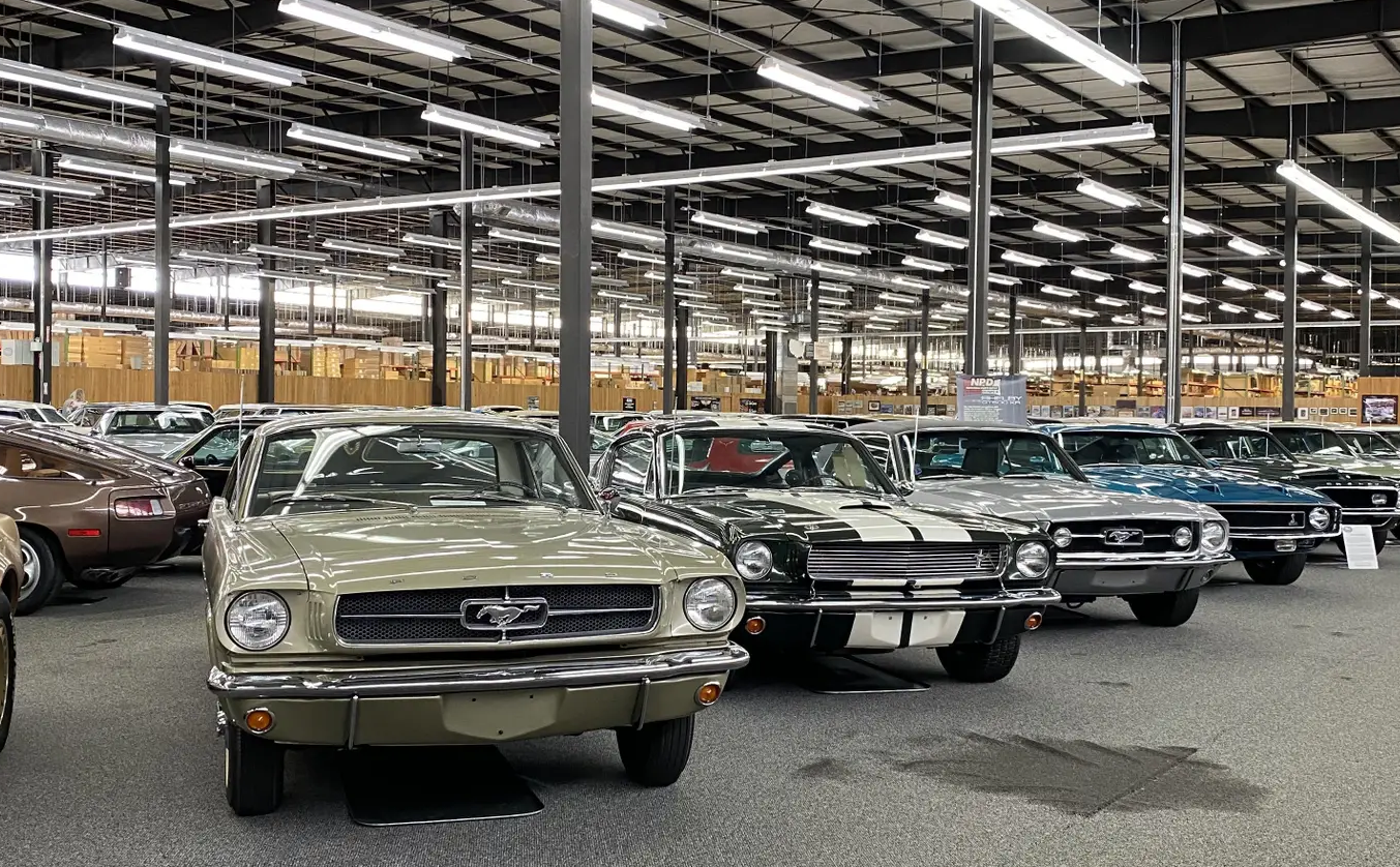 TOPVETS outing to National Parts Depot followed by lunch