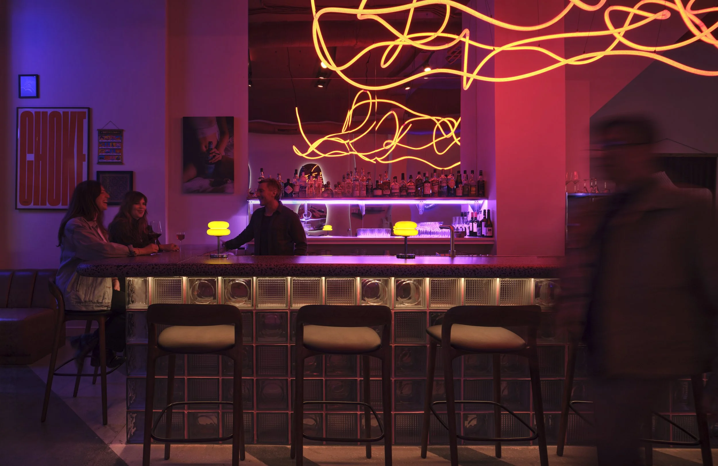HIPCH_Bar_Bambi_260401-3_hip.jpg