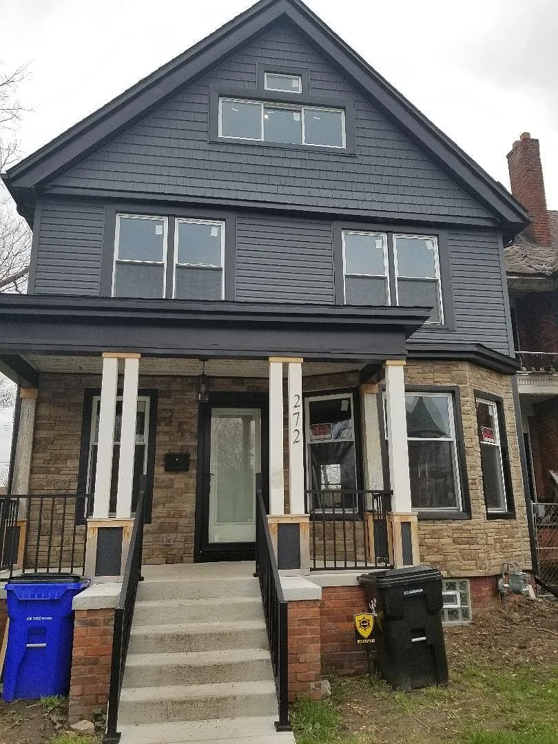 272 Bethune Front.jpg