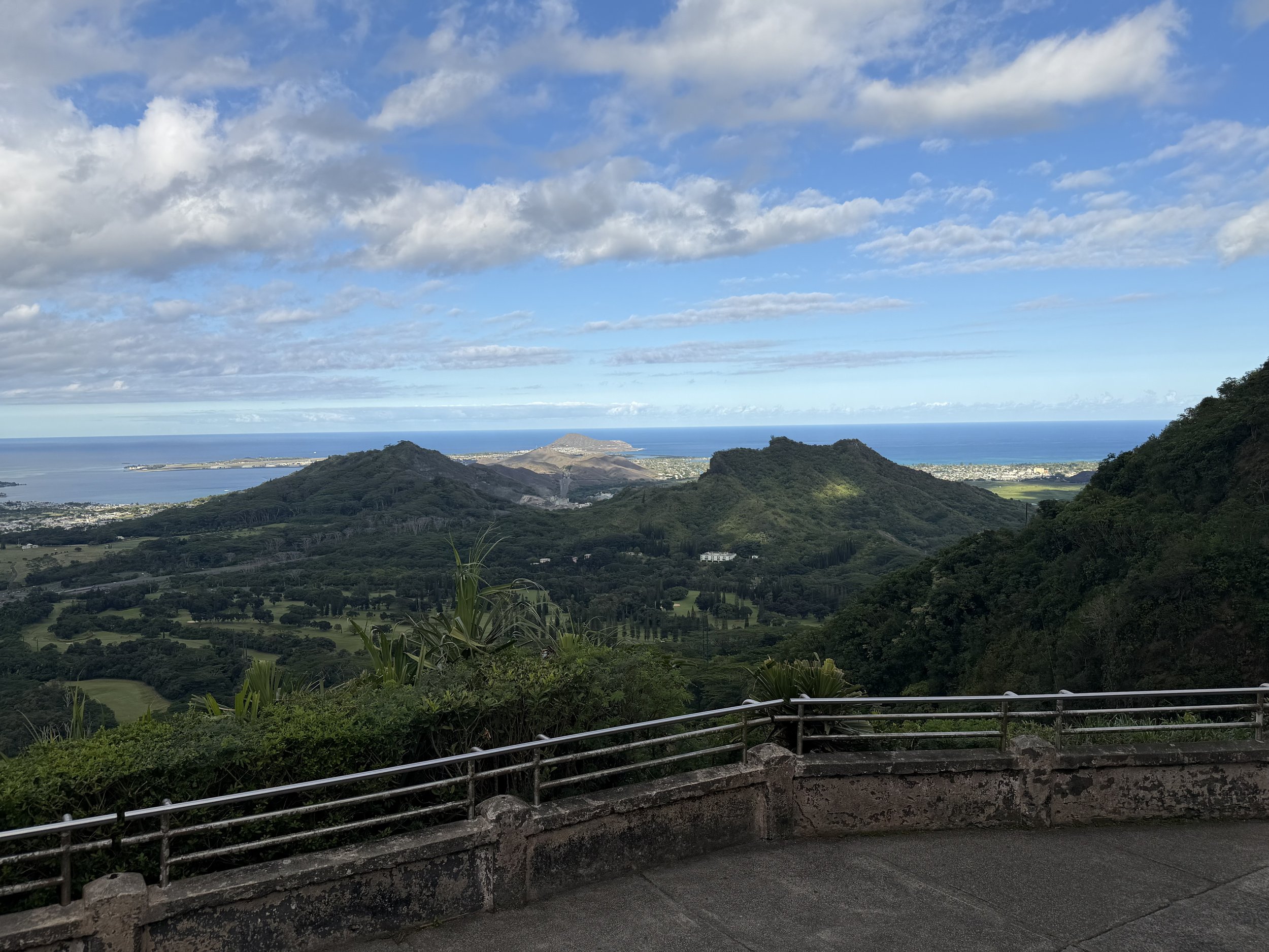 Nu’uanu Pali Look out