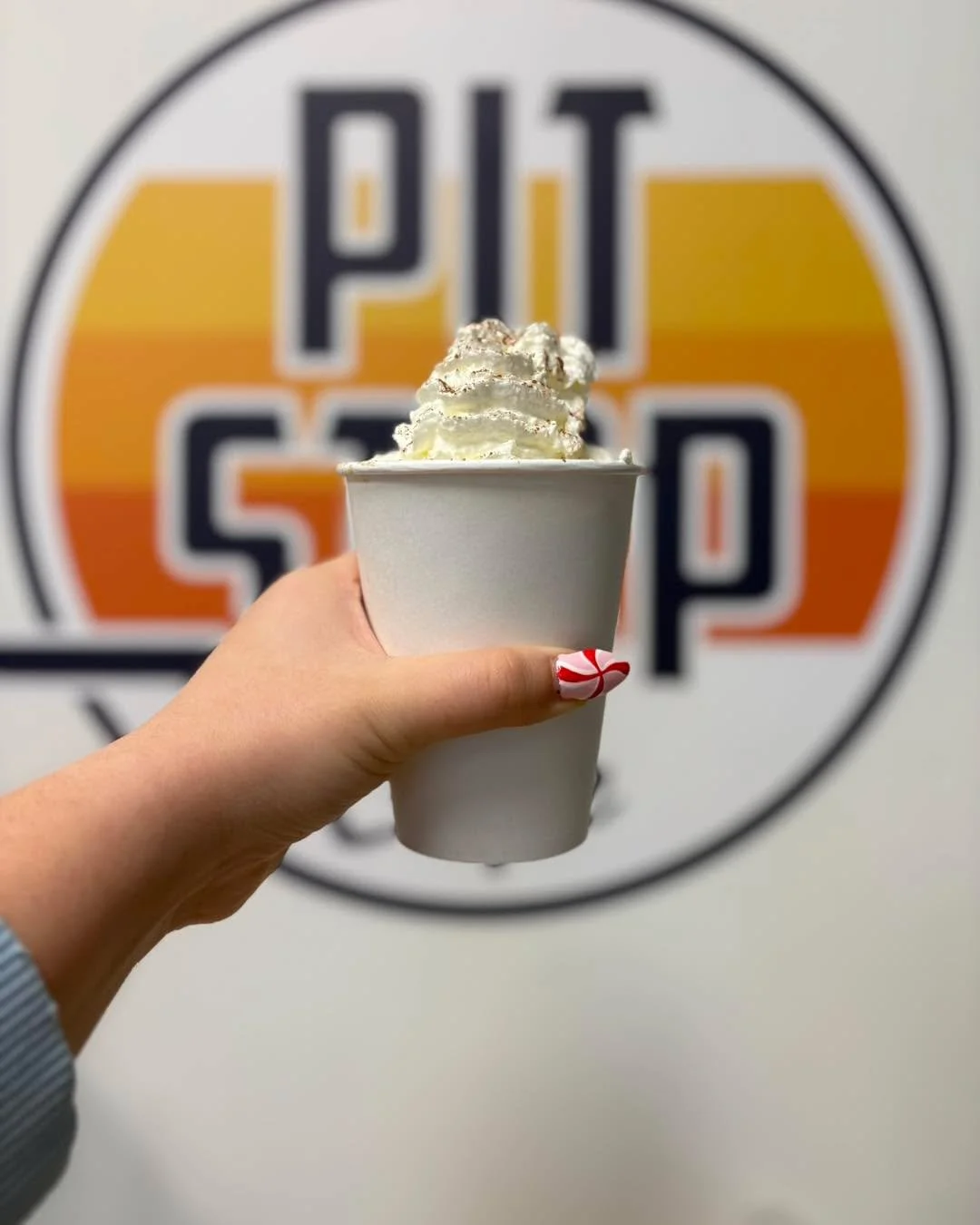 Something to keep the cold away? How about a hot Polar Bear 🐻&zwj;❄️ from your fav Pit Stop Cafe?🧡

#Chevrolet #pitstop #pitstopcafe #fairbanksalaska #fairbaks #coffeetime #negitive40