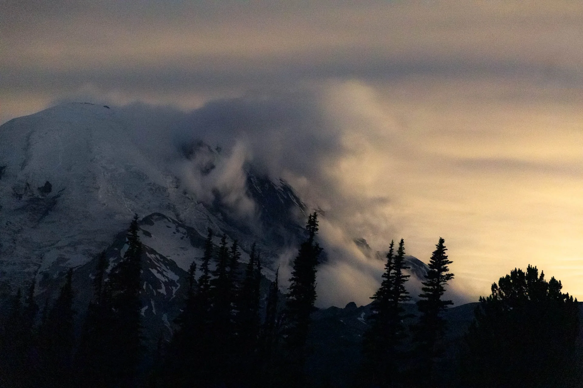 Rainier Clouds Sunset 2.JPG