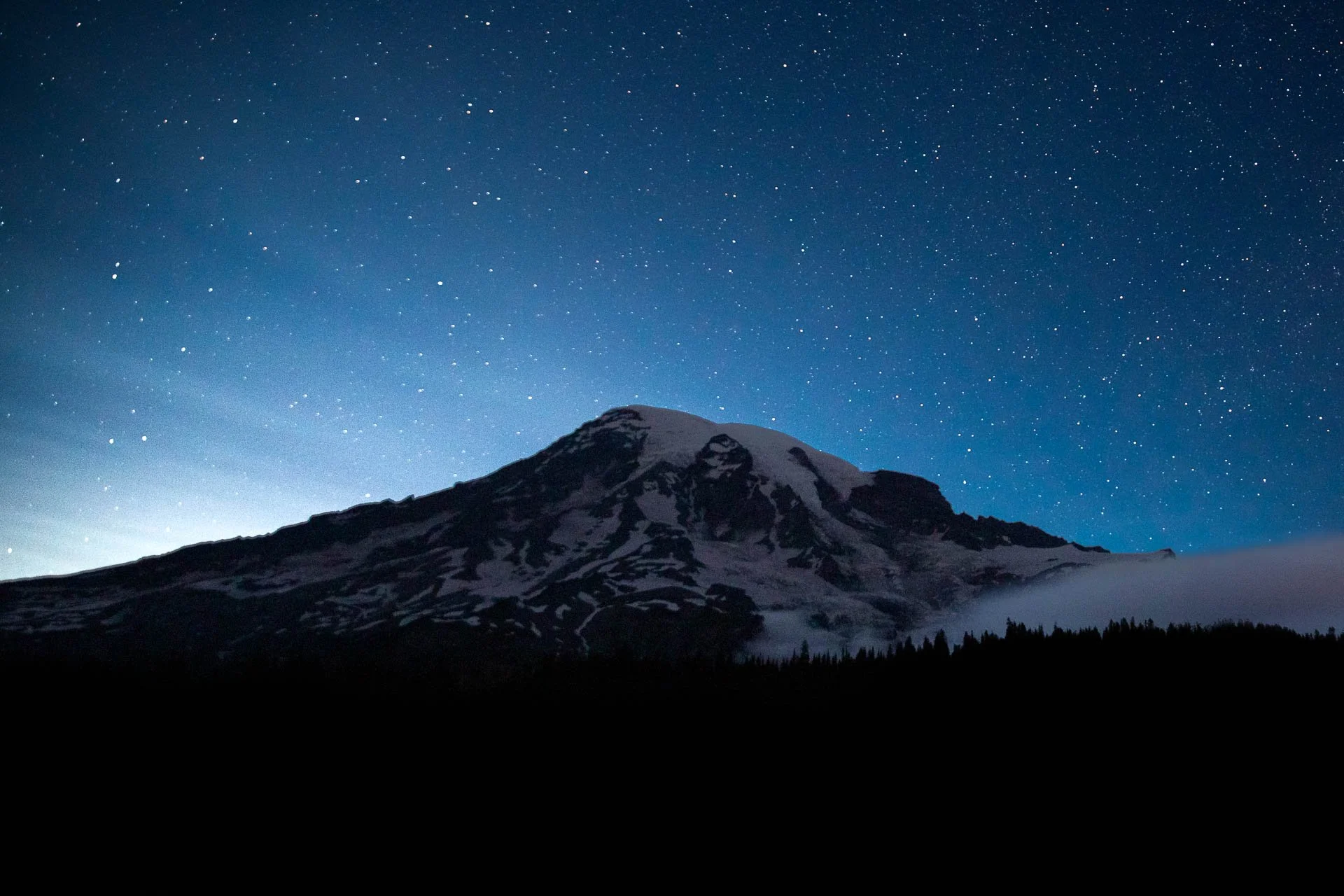 Mt. Rainier stars June 26 2019.JPG