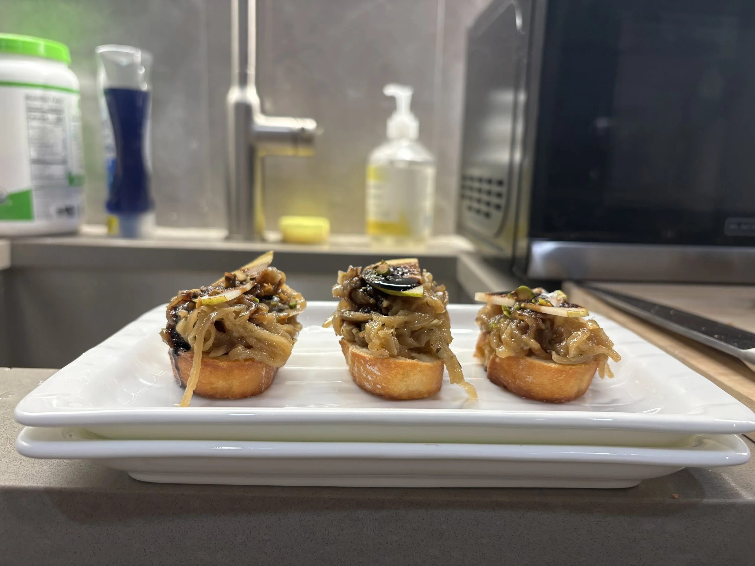 Hors d'oeuvre trays